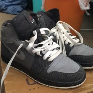 NIKE/JORDANS SZ 5 GIVE ME AN OFFER AND YOURS !!